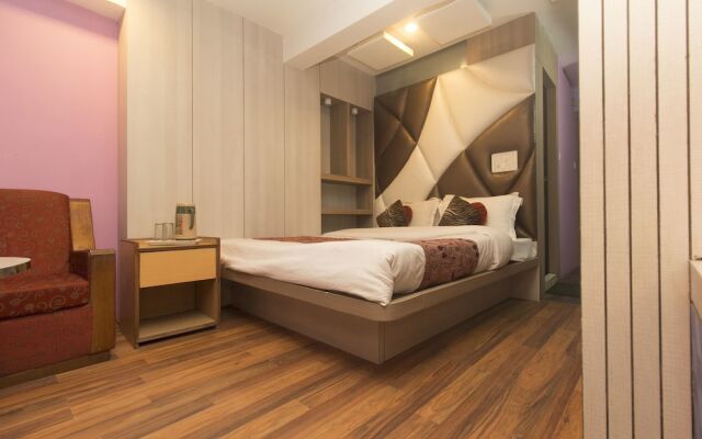 OYO 3303 Hotel Broadway Annexe