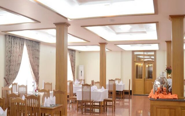 Sun Shine Hotel