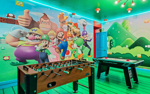 Upstay - 31-guest Home w Pool-hot Tub-cinema-games