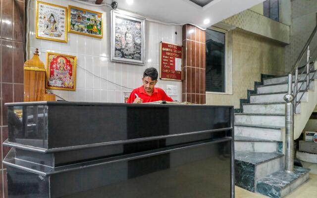 OYO 48507 Hotel Gayatri Delux