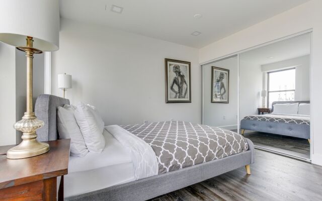 Downtown Pike's Place Condos by Barsala