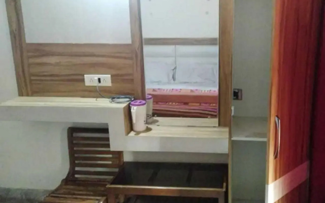 Pop 701319 Hotel Ml Palace