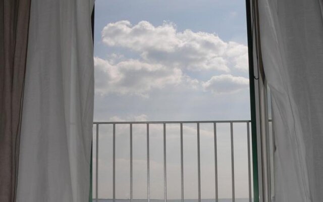 Bed  Breakfast Finestra sul Mare