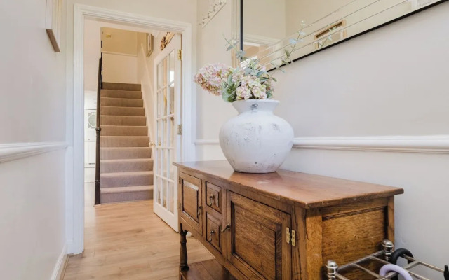 Stylish Townhouse Annexe Cheltenham