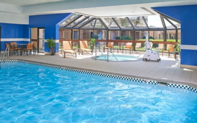 Courtyard Detroit Livonia