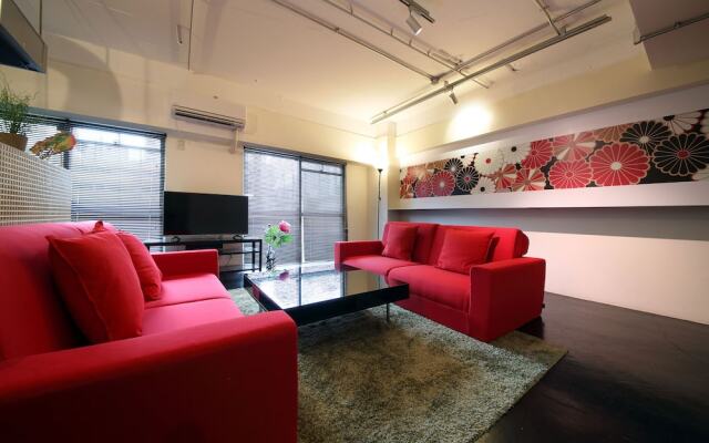 Studio Minamisenba201