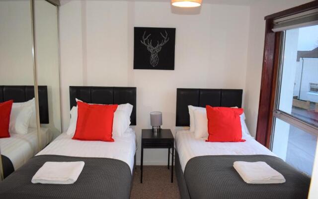 3 Bedroom Kelpies Serviced Apartments Burns