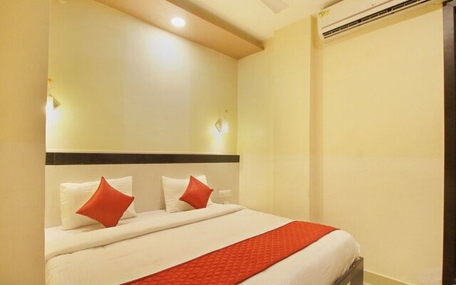 OYO 10551 Hotel RJ Grand