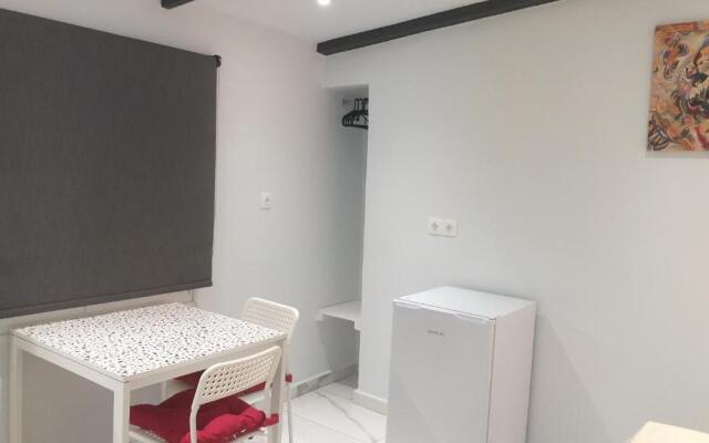 Vicky's place,near Athens airport