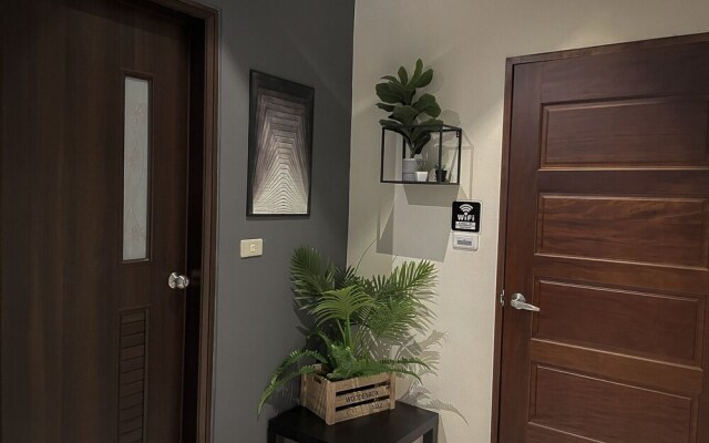 Eddie’s House Hostel