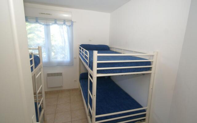 Cozy Holiday Home in Moriani-Plage in Swimming Pool