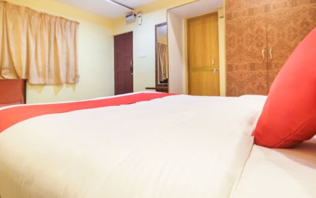 Oyo 48704 Rashi Farms