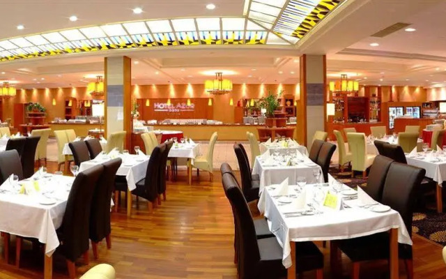 Hotel Azúr