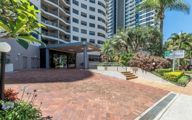 The Meriton on Main Beach
