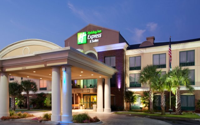 Holiday Inn Express & Suites Florence I-95 & I-20 Civic Ctr, an IHG Hotel