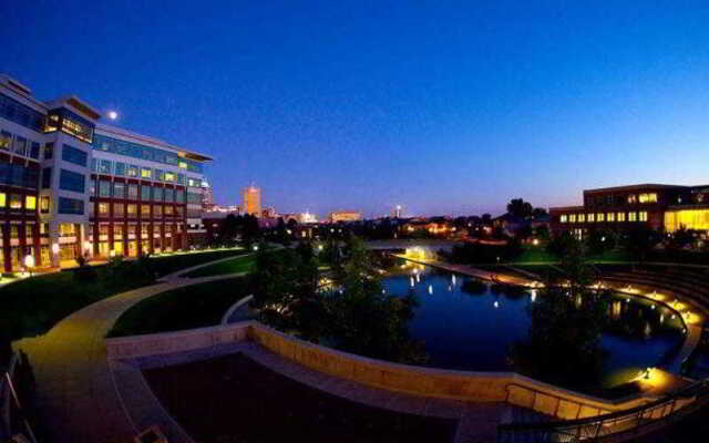 Fairfield Inn & Suites by Marriott Indianapolis Downtown