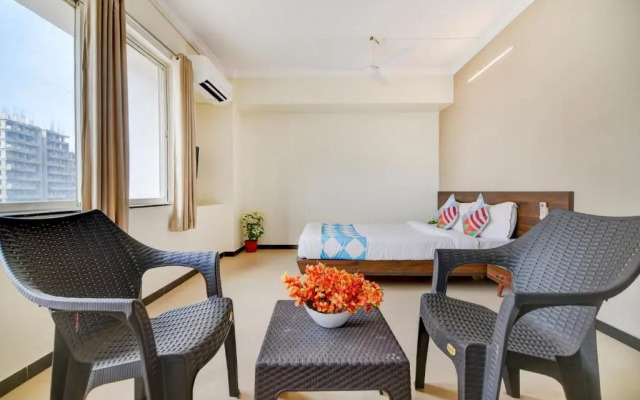 OYO Home Peaceful Stay Keshav Nagar Near Amanora Mall