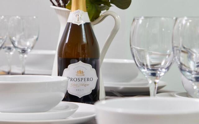 Wonderful Apartment in Bath wGarden - Sleeps 8