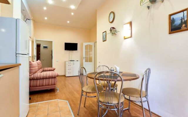 Апартаменты Home-Hotel, ул. Волошская, 51