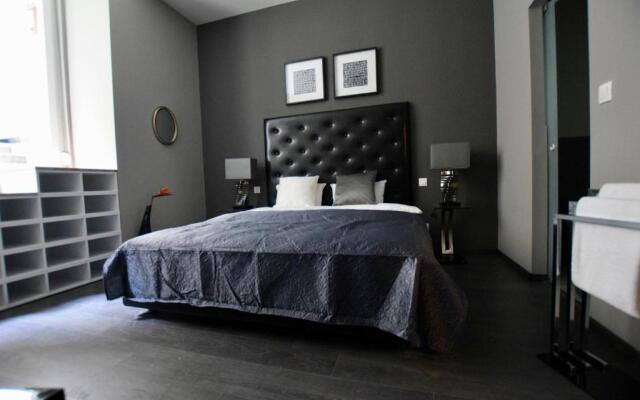 Binder Home Stylish Studios Budapest Parliament