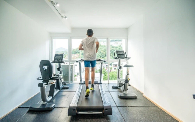 Ozone Kata -great Location Rooftop Pool Convenient Studio