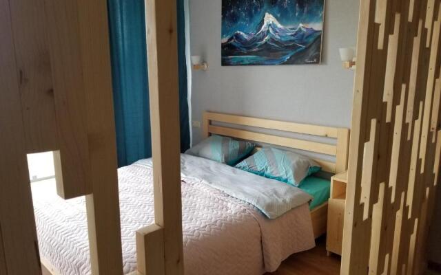 WOODEN HOUSE Twins New Gudauri