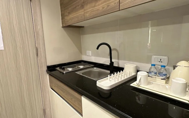 Charming Amman Apartment With Electric Heating & WiF