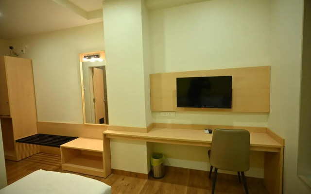 Hotel City Centre Latur