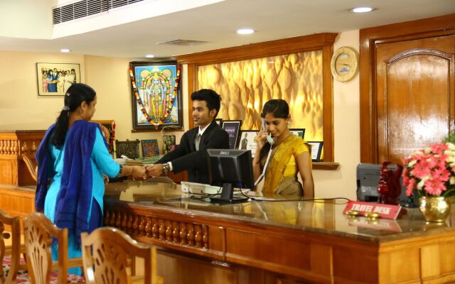Mayura Residency