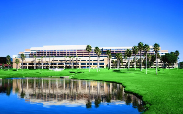 Westdrift Manhattan Beach, Autograph Collection by Marriott