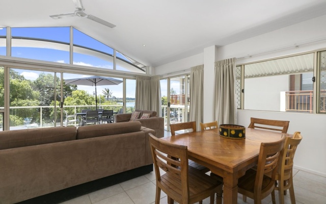 Beautiful North Facing River Views at Noosaville - Unit 4 Riverside 235 Gympie Tce – Balcony – Noosaville