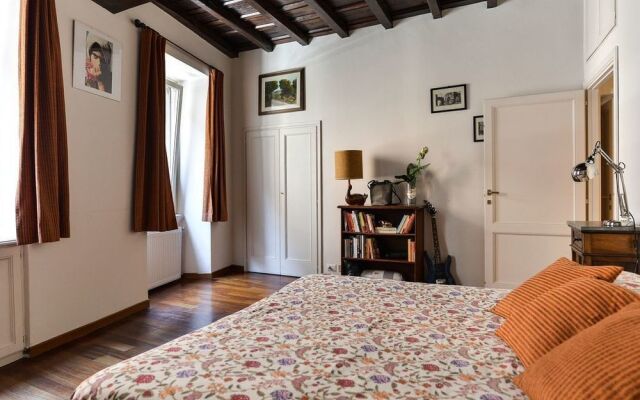 Spanish Steps Apartment