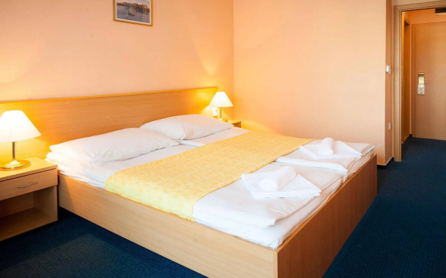 SunGarden Wellness & Conference Hotel