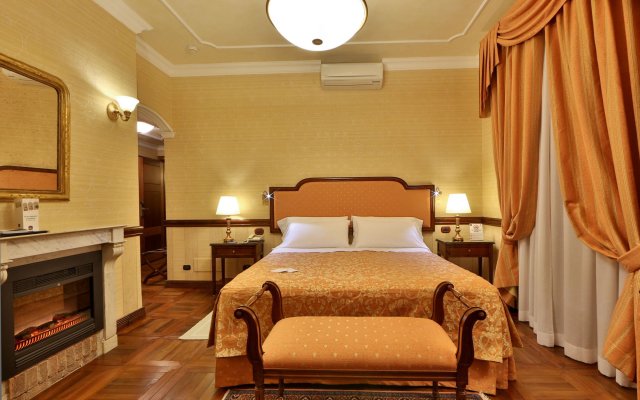 Phi Hotel Cavalieri