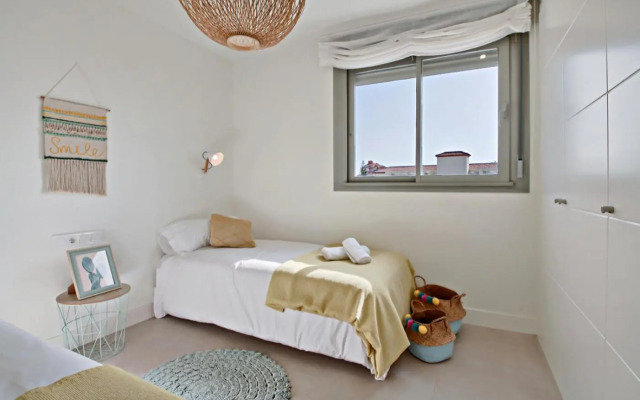 Panorama Beach - Sky View