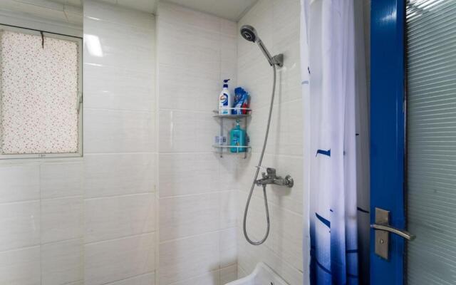 Wuhan Jianghan·Hankou Railway Station· Locals Apartment 00120600