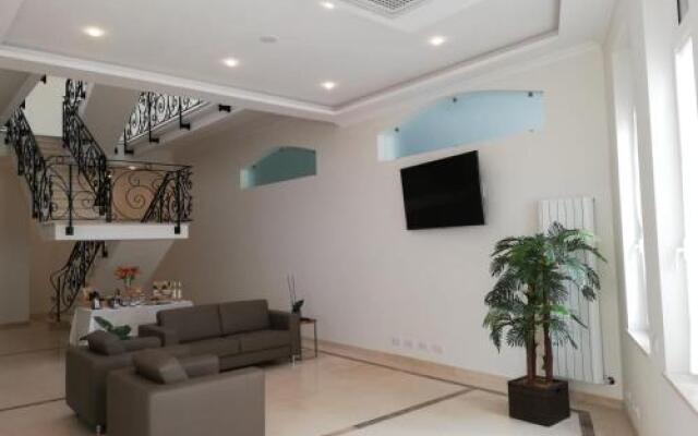 Bowen Luxury Suites
