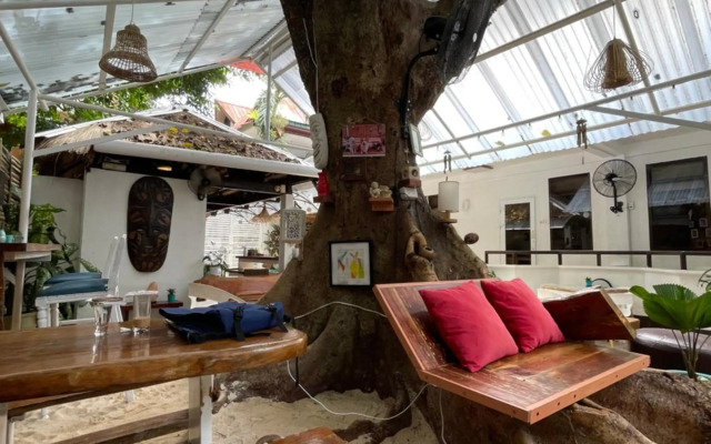 Salidos Place Resort