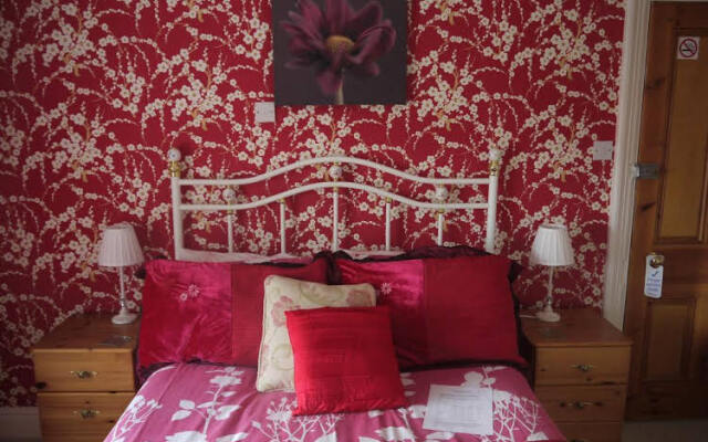 Crickleigh House