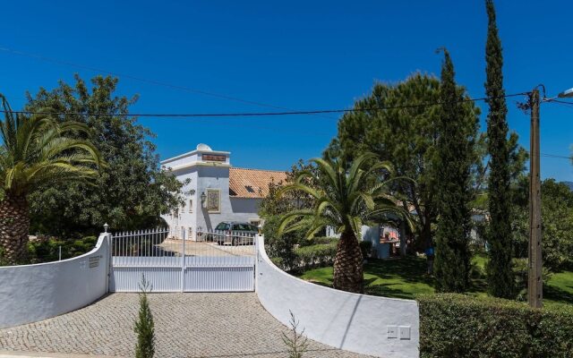 Holiday Home at Portimao With Fenced Garden