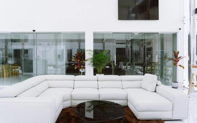 The White Hotel By Charoensri (SHA Extra Plus)