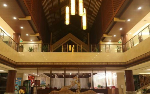 Mingzhu Lake Resort