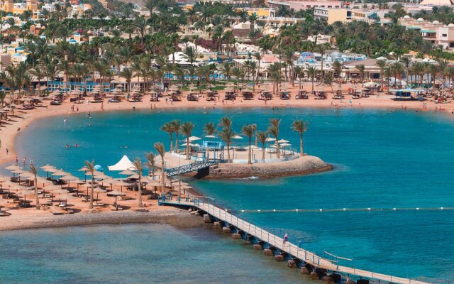 Mirage Bay Resort and Aqua Park