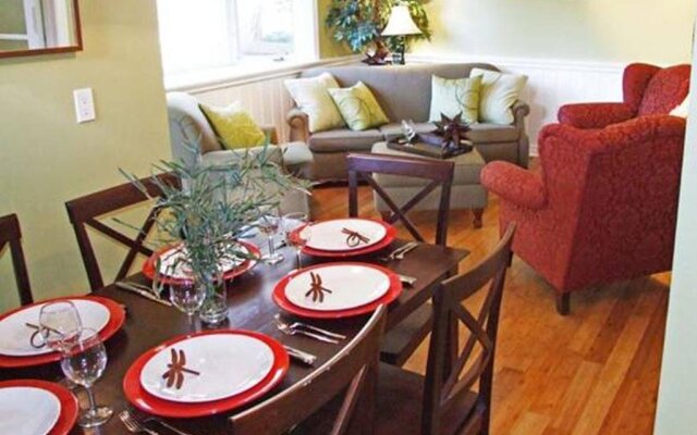 Maple Tree Cottage