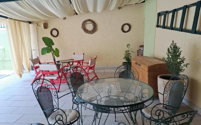 Vicky's place,near Athens airport