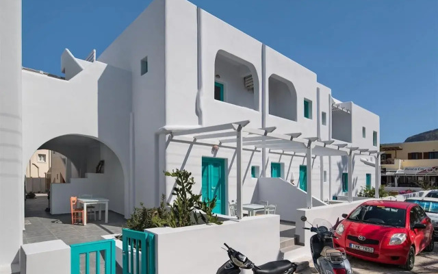 Nissia Beach Apartments and Suites
