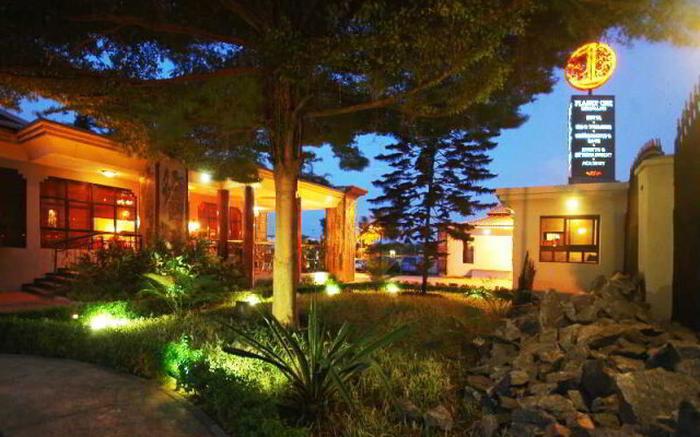 Planet One Hotel & Wellness