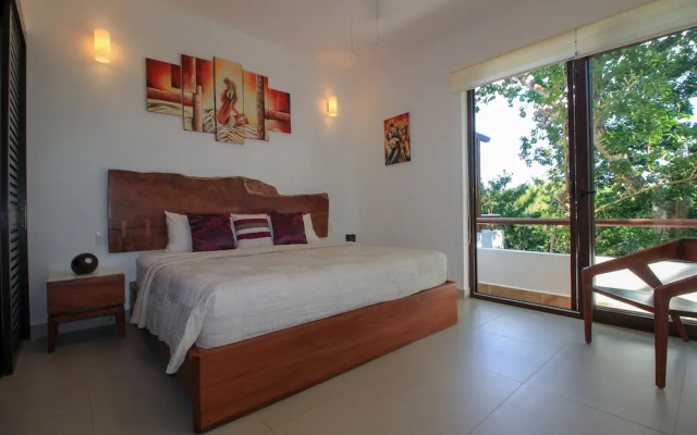 Jungle & Ocean View Penthouse by Olahola