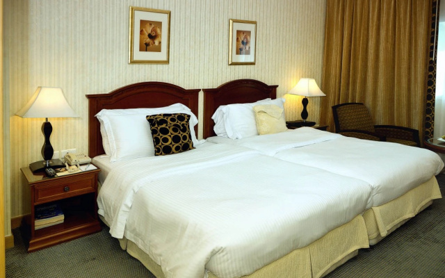 Golden Tulip Al Hamra