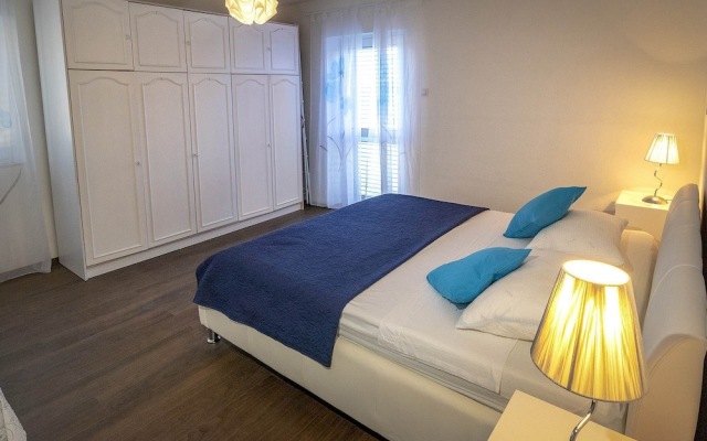 Apartments Snjezana
